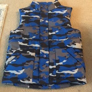 Gymboree camouflage vest size 10